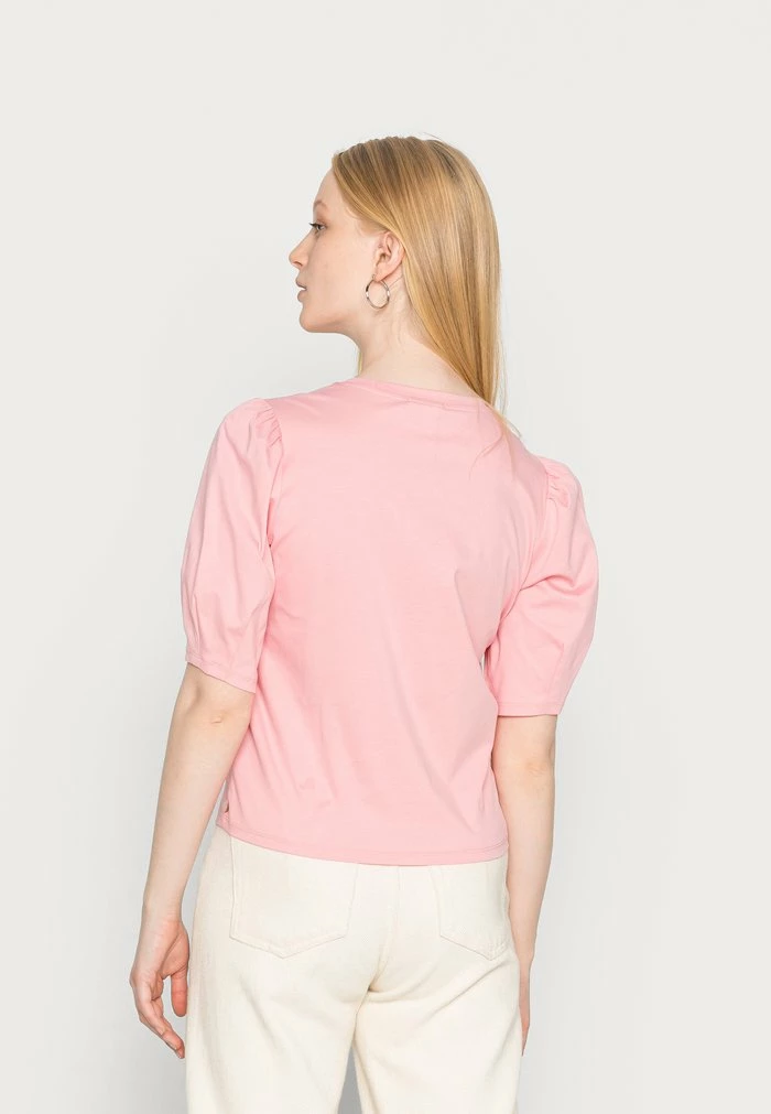 Scotch & Soda CROPPED WITH VOLUMINOUS SHORT SLEEVES - T-shirt Basique - Watermelon 3 Scotch & Soda CROPPED WITH VOLUMINOUS SHORT SLEEVES - T-shirt Basique - Watermelon – Image 3