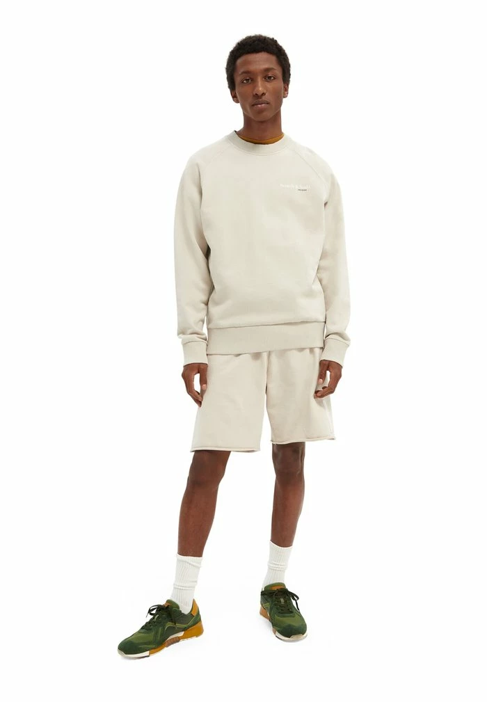 Scotch & Soda FELPA - Short - Stone 2 Scotch & Soda FELPA - Short - Stone – Image 2