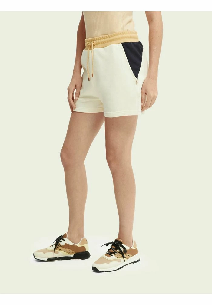 Scotch & Soda Short - Off-white 4 Scotch & Soda Short - Off-white – Image 4