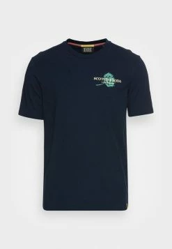 Scotch & Soda GRAPHIC CREWNECK - T-shirt Imprimé - Navy 8 Scotch & Soda GRAPHIC CREWNECK - T-shirt Imprimé - Navy -Scotch & Soda Soldes 16a7f38c91a5463ba970aba9d15eb0ba