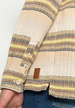 Scotch & Soda OVER-SHIRT - Veste Légère - Combo 9 Scotch & Soda OVER-SHIRT - Veste Légère - Combo -Scotch & Soda Soldes 1c70ca6227024acda76a461ba68061e7