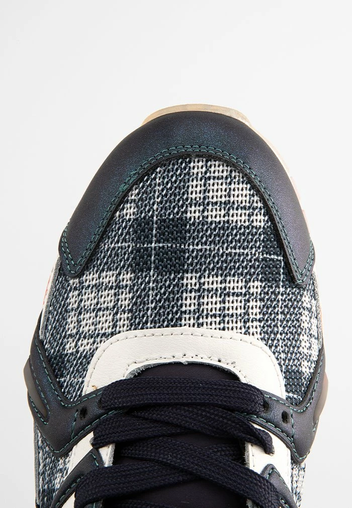 Scotch & Soda VIVEX - Baskets Basses - Marine Check 5 Scotch & Soda VIVEX - Baskets Basses - Marine Check – Image 5