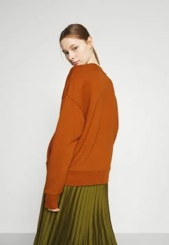 Scotch & Soda CREWNECK OVERSIZED FIT WITH GRAPHIC - Sweatshirt - Brown -Scotch & Soda Soldes 2a2d67be7a4a4bfea63d756433572f4f