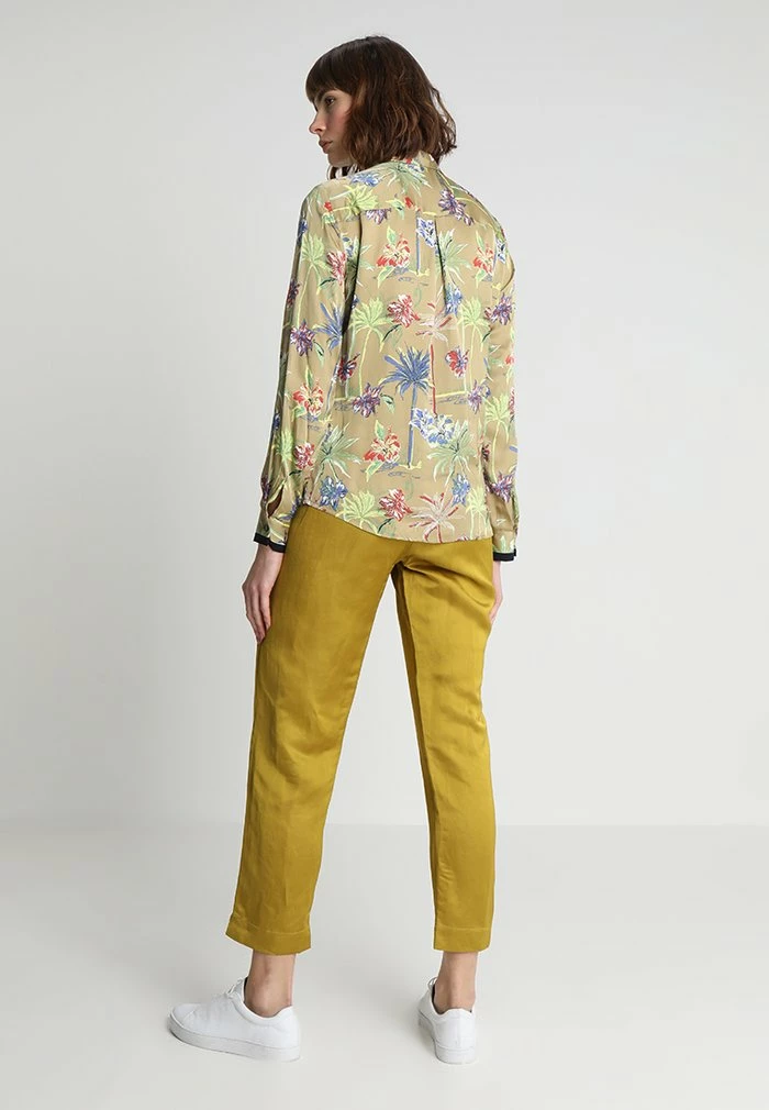 Scotch & Soda REGULAR DRAPEY FIT SHIRT IN VARIOUS PRINTS - Chemisier - Khaki 1 Scotch & Soda REGULAR DRAPEY FIT SHIRT IN VARIOUS PRINTS - Chemisier - Khaki