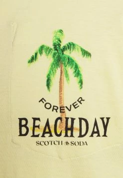 Scotch & Soda GRAPHIC INSIDE POCKET - T-shirt Imprimé - Lemonade -Scotch & Soda Soldes 3543e5aeae034a2ba6ecc4e9b1b0616e