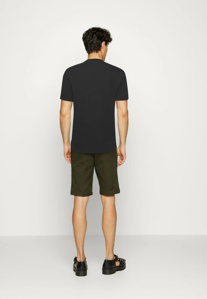 Scotch & Soda CHEST ARTWORK REGULAR FIT - T-shirt Imprimé - Black 3 Scotch & Soda CHEST ARTWORK REGULAR FIT - T-shirt Imprimé - Black – Image 3