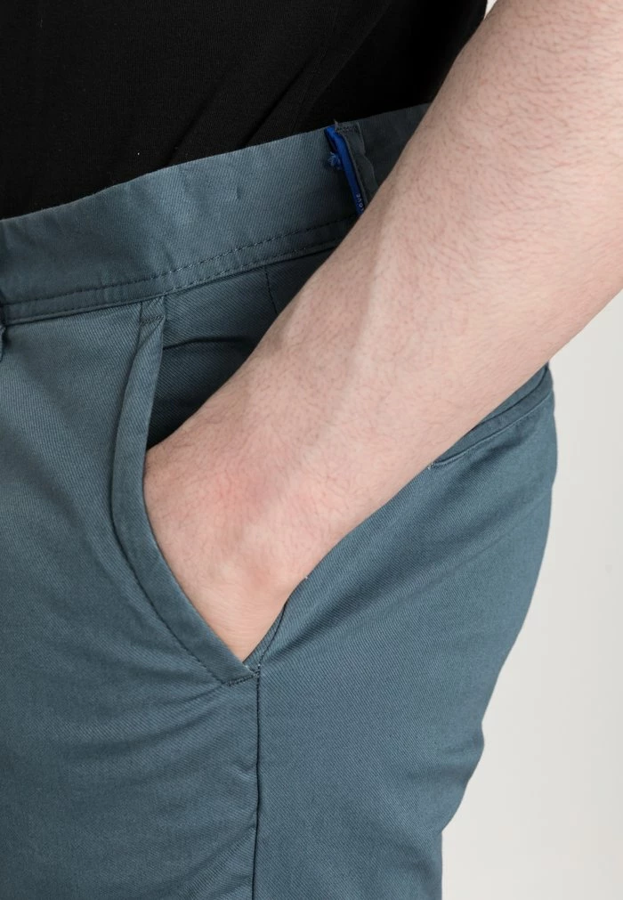 Scotch & Soda STUART CONTAINS - Chino - Steel 5 Scotch & Soda STUART CONTAINS - Chino - Steel – Image 5