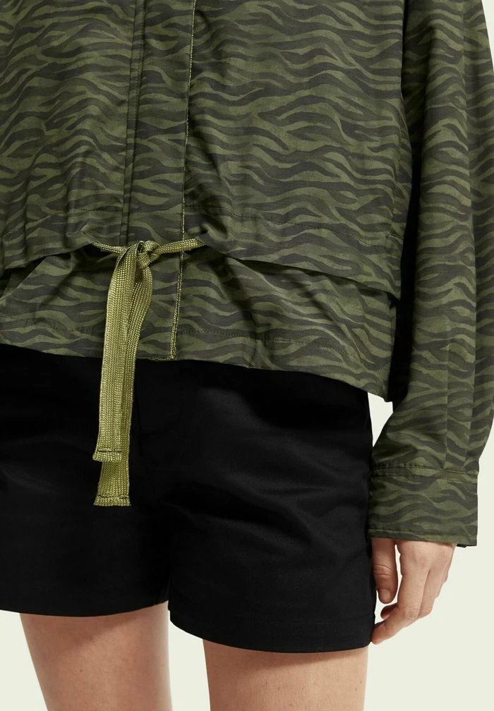 Scotch & Soda LOOSE-FIT - Veste Légère - Combo E 6 Scotch & Soda LOOSE-FIT - Veste Légère - Combo E – Image 6