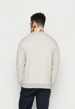 Scotch & Soda FELPA CREWNECK - Sweatshirt - Grey Melange -Scotch & Soda Soldes 54eb17d5da994df4ba6f64ea1ccbb3f1