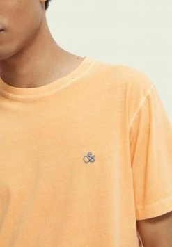 Scotch & Soda GARMENT-DYED - T-shirt Basique - Punch -Scotch & Soda Soldes 5eff273c18984768951f4745e21d998e
