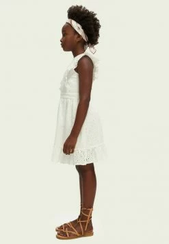 Scotch & Soda OPEN BACK BRODERY - Robe De Jour - White -Scotch & Soda Soldes 66492ab1aa57415892f337028142d3a9