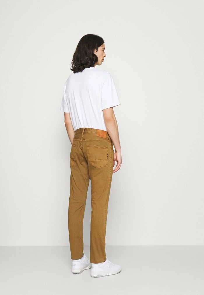 Scotch & Soda SUMMER GARMENT DYE - Jean Droit - Tobacco 3 Scotch & Soda SUMMER GARMENT DYE - Jean Droit - Tobacco – Image 3