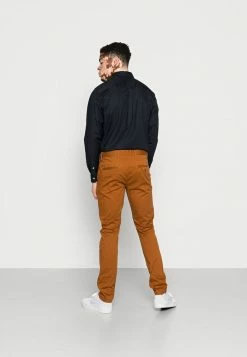 Scotch & Soda MOTT CONTAINS - Chino - Walnut -Scotch & Soda Soldes 6a63f62a58414bb5a8cfc19a7790134b