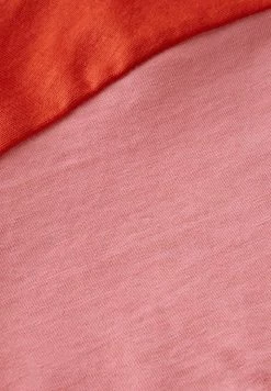 Scotch & Soda BOXY FIT WITH TAPES - T-shirt Imprimé - Lemonade -Scotch & Soda Soldes 6cbe2a6a7a194e0d816de11b636f497e