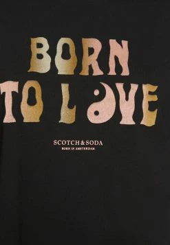 Scotch & Soda BORN TO LOVE ARTWORK TEE UNISEX - T-shirt Imprimé - Black -Scotch & Soda Soldes 6de2fd4ae4e24b588f2cb640bb2faa2b