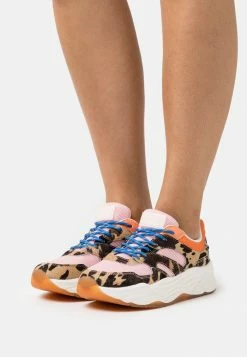 Scotch & Soda CELEST - Baskets Basses - Rose