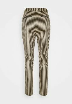 Scotch & Soda Soldes 16 Scotch & Soda Soldes -Scotch & Soda Soldes 7c47c636264c4a3a8d496c394ec1be15