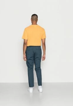 Scotch & Soda FAVE POPLIN REGULAR TAPERED FIT JOGGER - Pantalon Classique - Graphite 7 Scotch & Soda FAVE POPLIN REGULAR TAPERED FIT JOGGER - Pantalon Classique - Graphite -Scotch & Soda Soldes 7ccc2eded06b4cbc986becaa34cbe77b