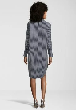 Scotch & Soda IM DENIM-LOOK - T-shirt à Manches Longues - Blau -Scotch & Soda Soldes 85ec6fa6949b4b868306dc044d452b09