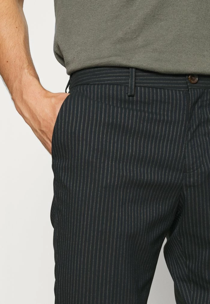 Scotch & Soda MOTT CLASSIC DYED - Pantalon Classique - Dark Blue 6 Scotch & Soda MOTT CLASSIC DYED - Pantalon Classique - Dark Blue – Image 6