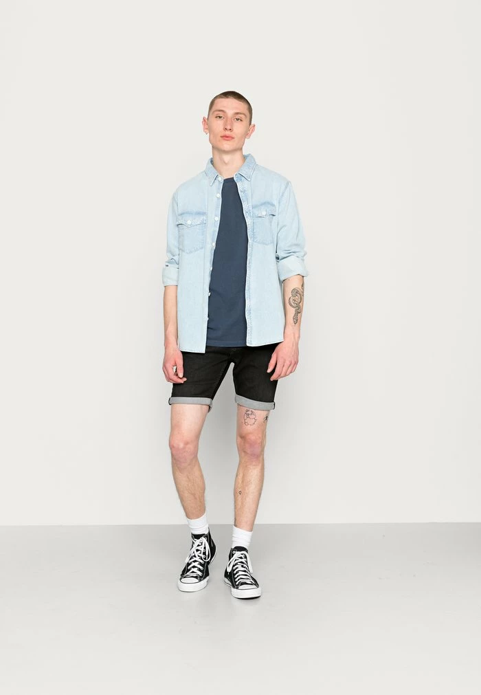 Scotch & Soda GARMENT DYED CREWNECK TEE WITH EMBROIDERY LOGO - T-shirt Basique - Navy 2 Scotch & Soda GARMENT DYED CREWNECK TEE WITH EMBROIDERY LOGO - T-shirt Basique - Navy – Image 2