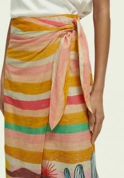 Scotch & Soda Jupe Trapèze - Combo T 7 Scotch & Soda Jupe Trapèze - Combo T -Scotch & Soda Soldes 912b76d170244e119984adc2c8408e6d