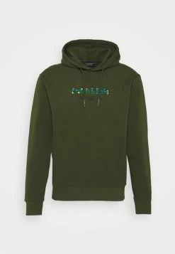 Scotch & Soda HOODED WITH CHEST ARTWORK - Sweatshirt - Military Green -Scotch & Soda Soldes 98792300e8ce45478925c3dbc22de787
