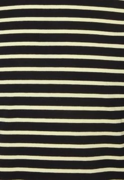 Scotch & Soda REGULAR FIT - T-shirt Imprimé - Combo 9 Scotch & Soda REGULAR FIT - T-shirt Imprimé - Combo -Scotch & Soda Soldes 9c1ca4fa0ae84caf9c4e7e159458c29e