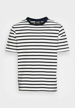 Scotch & Soda REGULAR FIT - T-shirt Imprimé - Combo 8 Scotch & Soda REGULAR FIT - T-shirt Imprimé - Combo -Scotch & Soda Soldes 9cf9fbf9120849fa9d62c78d2a57f5f9