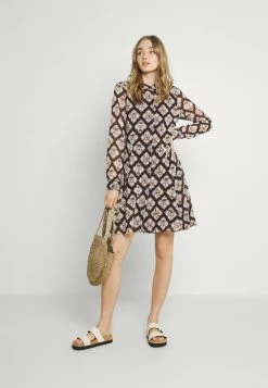 Scotch & Soda Soldes 6 Scotch & Soda Soldes -Scotch & Soda Soldes 9f2e99a9a7f04068bbea8631e213d44a