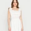 Scotch & Soda EMBROIDERED SHORT LENGTH DRESS WITH RUFFLES - Robe De Jour - Off White
