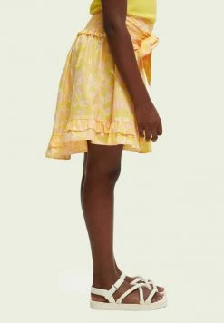 Scotch & Soda Jupe Trapèze - Combo D 10 Scotch & Soda Jupe Trapèze - Combo D -Scotch & Soda Soldes a26a6d6e73a942b2ab87f5723a0cc7d9