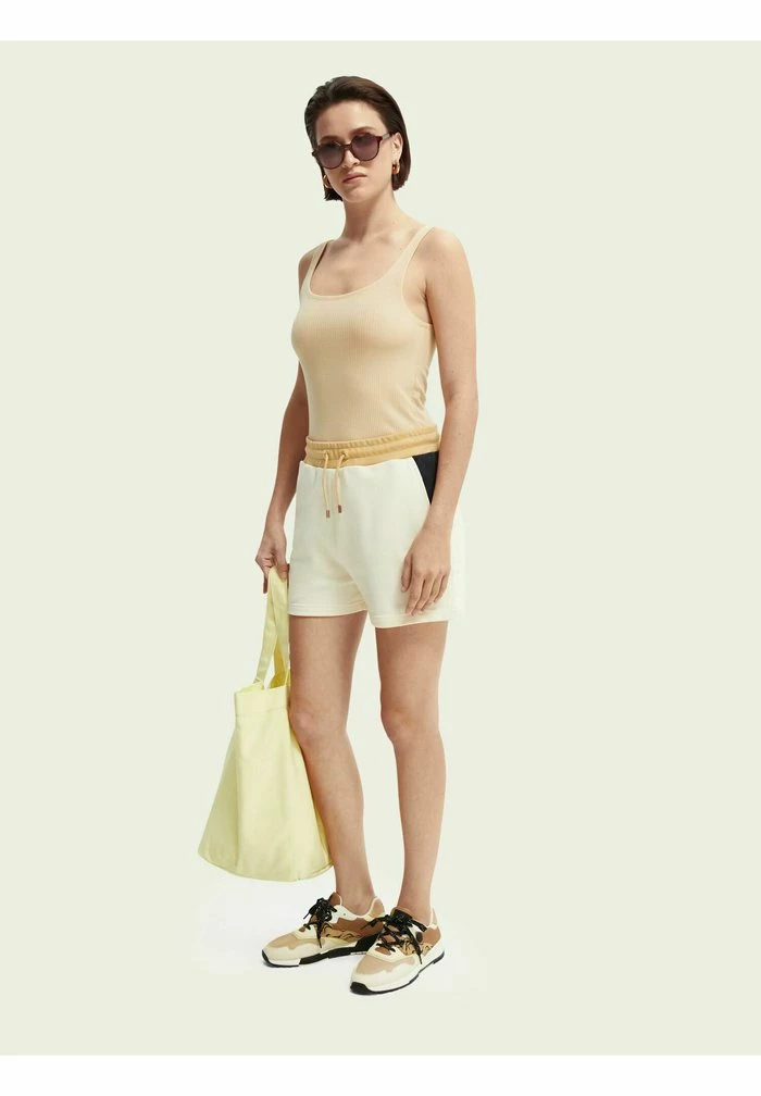 Scotch & Soda Short - Off-white 2 Scotch & Soda Short - Off-white – Image 2