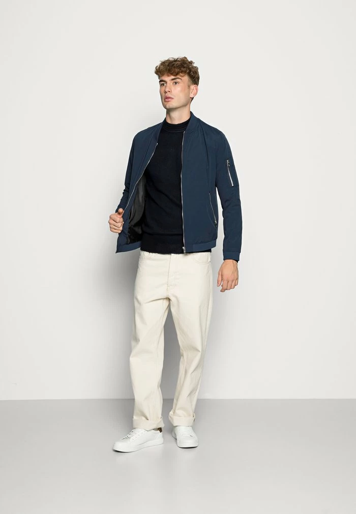 Scotch & Soda SOFT CREWNECK PULL WITH HIGHER COLLAR - Pullover - Night 2 Scotch & Soda SOFT CREWNECK PULL WITH HIGHER COLLAR - Pullover - Night – Image 2