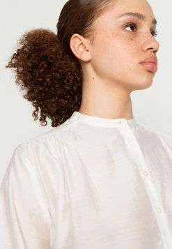 Scotch & Soda LOOSE FIT SHIRT WITH EMBROIDERY DETAILS - Chemisier - Off White -Scotch & Soda Soldes afadcfb98b474f37b68fccdc5481a8c8