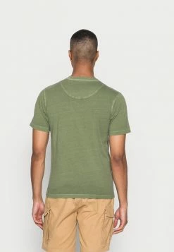 Scotch & Soda GARMENT DYED CREWNECK TEE WITH EMBROIDERY LOGO - T-shirt Basique - Army -Scotch & Soda Soldes b4ec0084cbd14caa8eb853e082d1384e