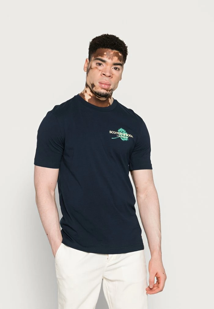 Scotch & Soda GRAPHIC CREWNECK - T-shirt Imprimé - Navy 3 Scotch & Soda GRAPHIC CREWNECK - T-shirt Imprimé - Navy – Image 3