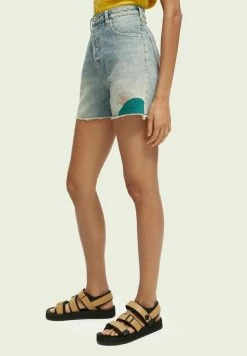 Scotch & Soda Short En Jean - Abel 8 Scotch & Soda Short En Jean - Abel -Scotch & Soda Soldes b7e7a479726f4917af418fe9f674237f