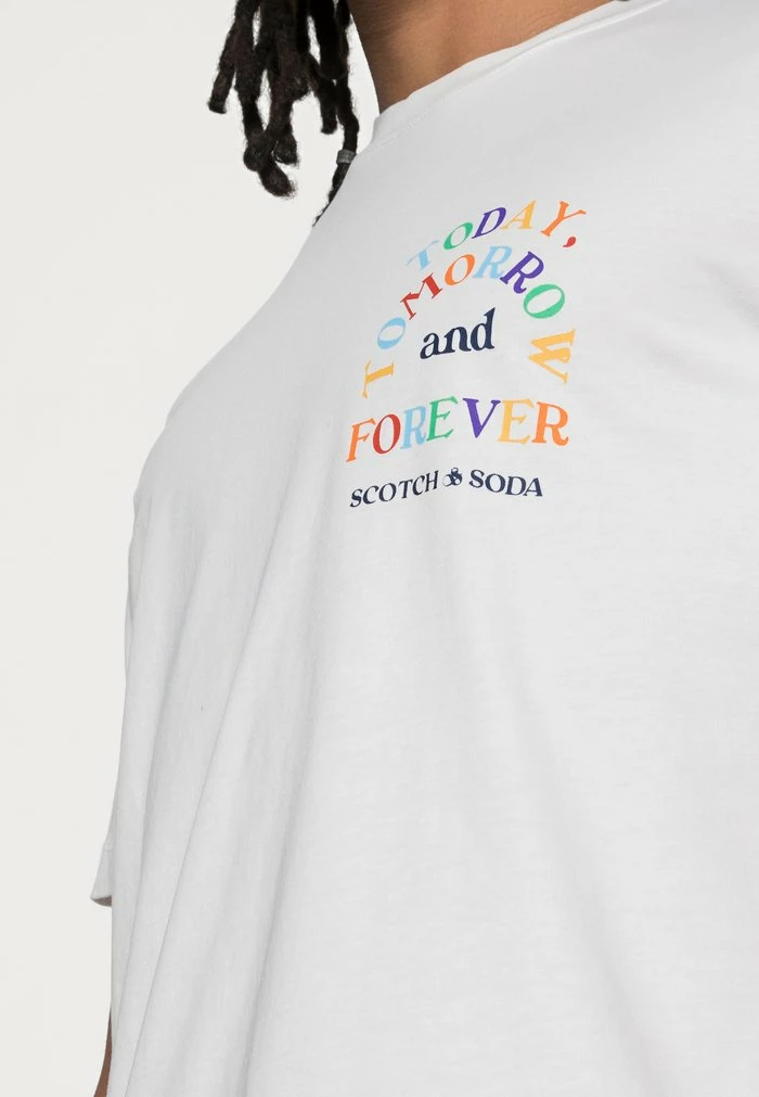 Scotch & Soda REGULAR FIT ARTWORK - T-shirt Imprimé - Denim White 5 Scotch & Soda REGULAR FIT ARTWORK - T-shirt Imprimé - Denim White – Image 5