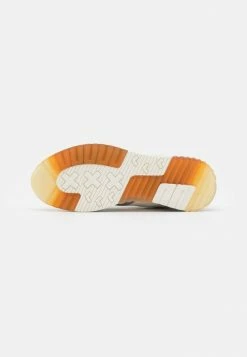 Scotch & Soda VIVEX - Baskets Basses - Offwhite -Scotch & Soda Soldes bd767f160d27487dae4e118a1602c761