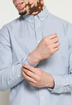 Scotch & Soda ESSENTIALS REGULAR FIT OXFORD - Chemise - Combo 9 Scotch & Soda ESSENTIALS REGULAR FIT OXFORD - Chemise - Combo -Scotch & Soda Soldes c5e8033a14d443efac7f57c1dc5b21cf