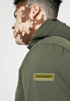 Scotch & Soda HOODED STRETCH - Veste Mi-saison - Olive -Scotch & Soda Soldes d410b4db4e354a7f8cbfbe5b37c7f0f6