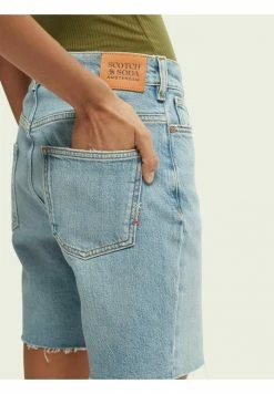 Scotch & Soda SUMMER SKIES - Short En Jean - Summer Skies -Scotch & Soda Soldes d609f5e0bc3a49beab0bbc4cfe8272d8