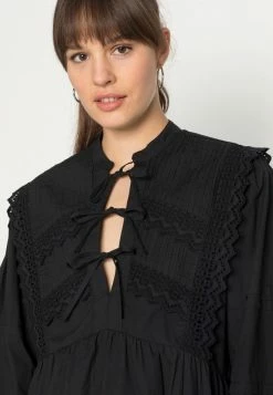 Scotch & Soda BRODERIE ANGLAISE MINI DRESS - Robe De Jour - Black 9 Scotch & Soda BRODERIE ANGLAISE MINI DRESS - Robe De Jour - Black -Scotch & Soda Soldes e727d77ce82f4624b54c5cd2a3790d9e