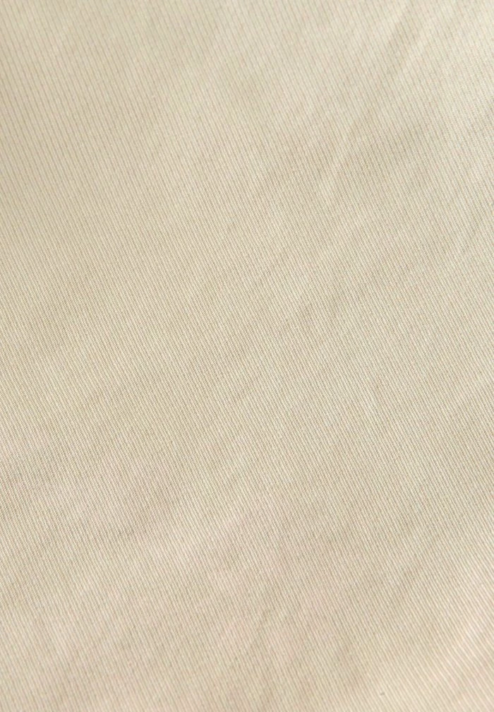 Scotch & Soda Short - Peach 4 Scotch & Soda Short - Peach – Image 4