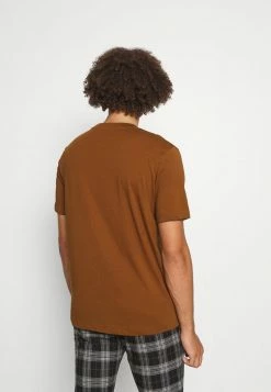 Scotch & Soda GRAPHIC LOGO - T-shirt Imprimé - Tabacco -Scotch & Soda Soldes f0365424428645fd8ba52491756971f5