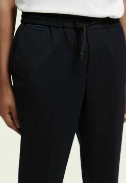 Scotch & Soda FAVE REGULAR TAPERED-FIT - Pantalon De Survêtement - Night -Scotch & Soda Soldes f4bd0aaa09904c1ca40694e14586226d
