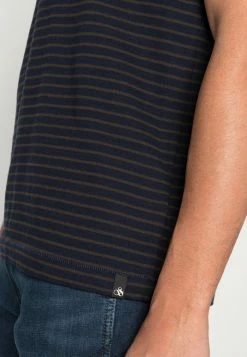 Scotch & Soda EASY CREWNECK TEE - T-shirt Imprimé - Combo -Scotch & Soda Soldes f7c2db1823a042f1b1c95c4e1589b379