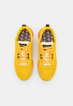 Scotch & Soda VIVEX - Baskets Basses - Yellow -Scotch & Soda Soldes f89412fb0406488f847fb7d362938cad