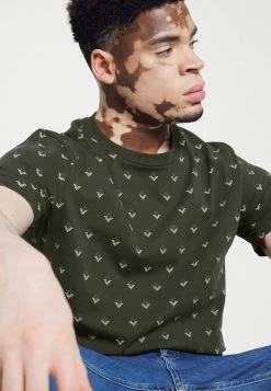 Scotch & Soda EASY CREW NECK TEE - T-shirt Imprimé - Khaki 9 Scotch & Soda EASY CREW NECK TEE - T-shirt Imprimé - Khaki -Scotch & Soda Soldes fa0ed88397e6479cb53dc81a6b39d44f